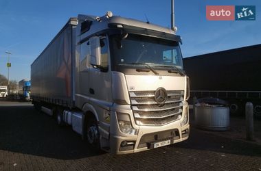 Тягач Mercedes-Benz Actros 2013 в Ровно
