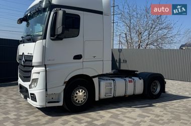 Тягач Mercedes-Benz Actros 2016 в Киеве