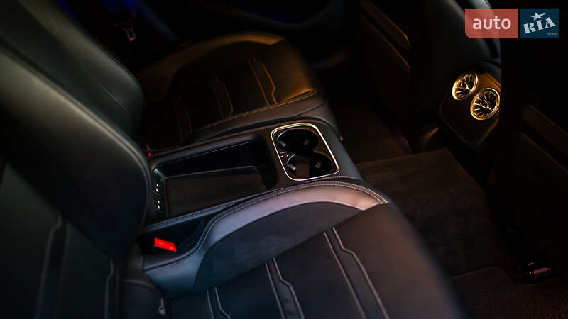 Купе Mercedes-Benz AMG GT 4-Door Coupe 2019 в Чернівцях