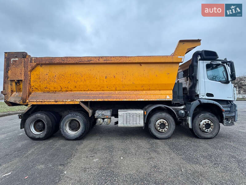 Самоскид Mercedes-Benz Arocs 2017 в Києві
