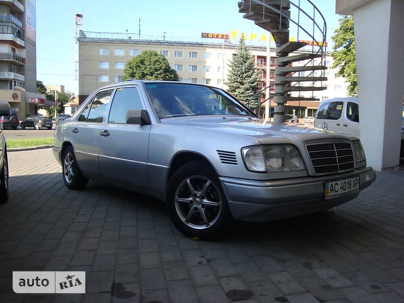 Седан Mercedes-Benz Atego 1994 в Луцке