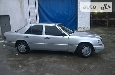Седан Mercedes-Benz Atego 1988 в Новом Роздоле