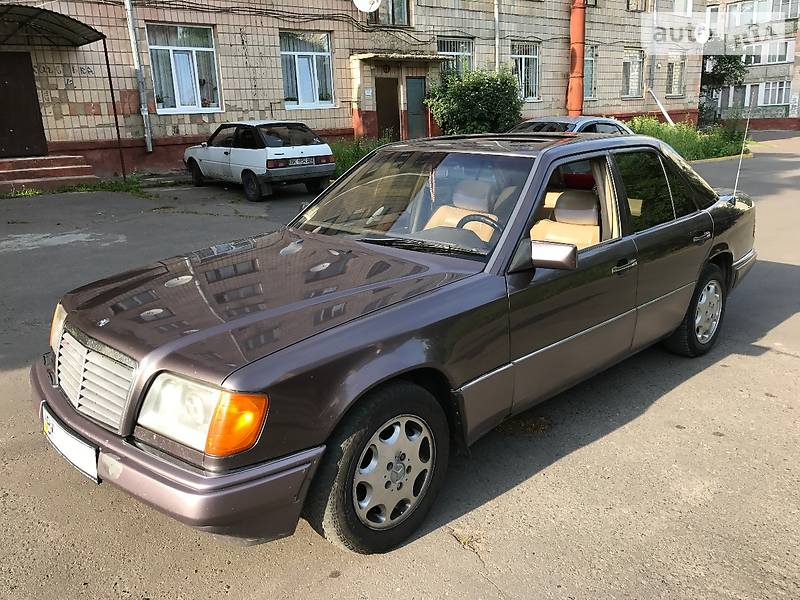Седан Mercedes-Benz Atego 1994 в Ровно