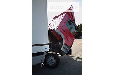 Вантажний фургон Mercedes-Benz Atego 1998 в Херсоні