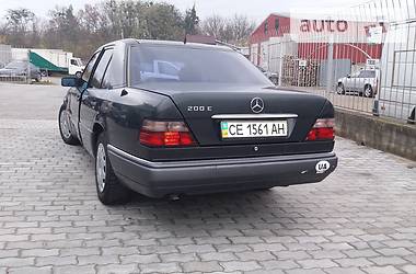 Седан Mercedes-Benz Atego 1995 в Черновцах