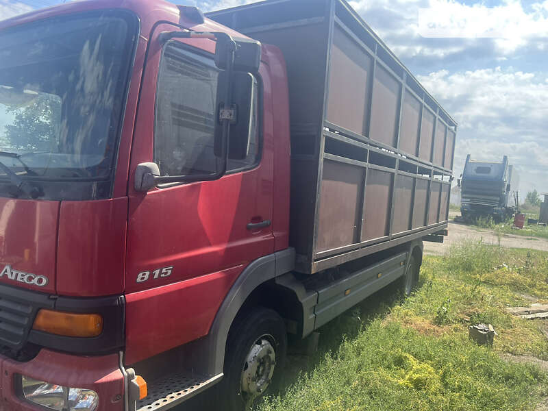 Для перевозки животных Mercedes-Benz Atego 1999 в 