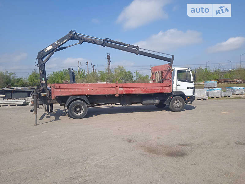 Кран-манипулятор Mercedes-Benz Atego 1995 в 