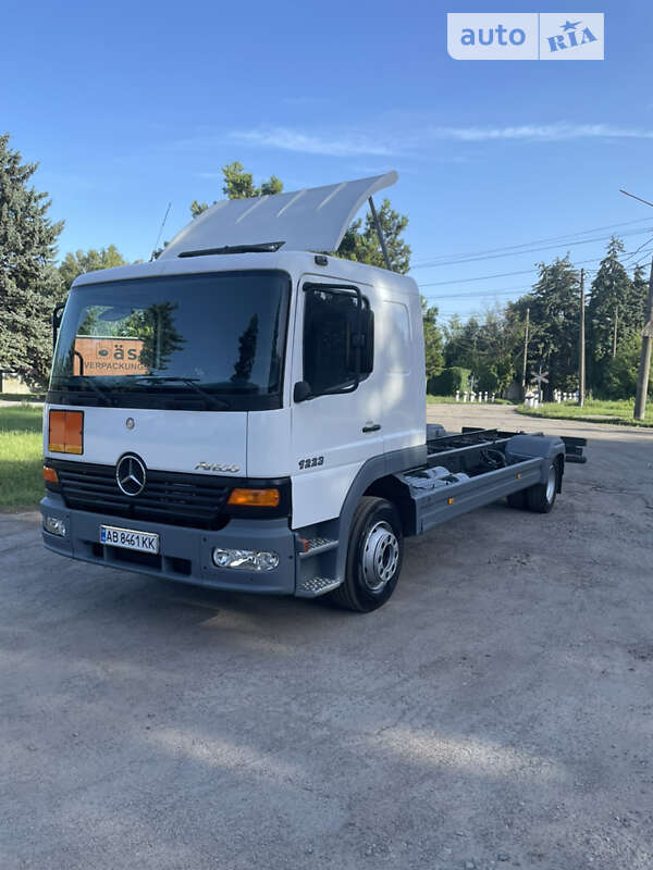 Шасі Mercedes-Benz Atego 2003 в Вінниці