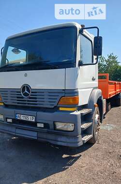 Кран-маніпулятор Mercedes-Benz Atego 1999 в Дніпрі