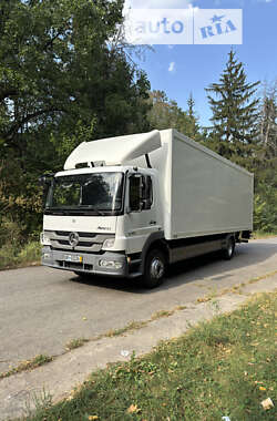 Грузопассажирский фургон Mercedes-Benz Atego 2012 в Виннице