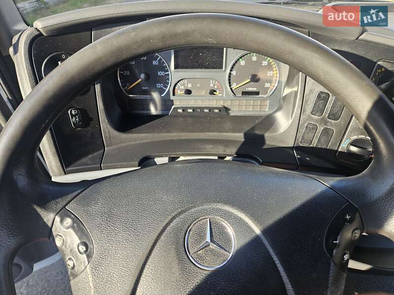 Грузовой фургон Mercedes-Benz Atego 2011 в Ровно