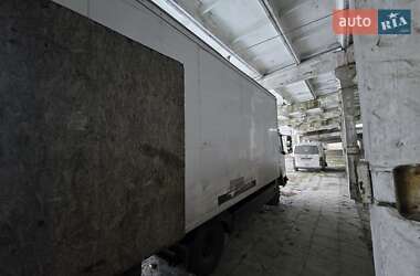 Грузовой фургон Mercedes-Benz Atego 2001 в 