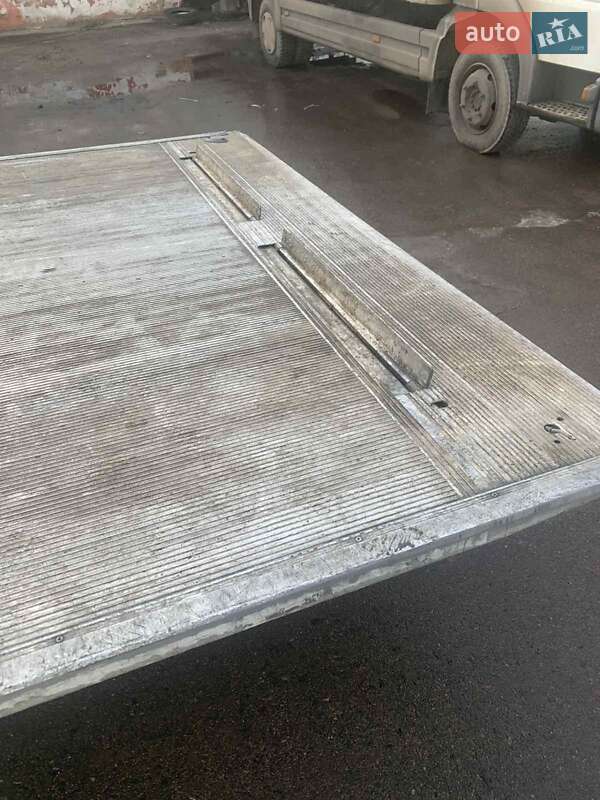 Грузовой фургон Mercedes-Benz Atego 2010 в Львове