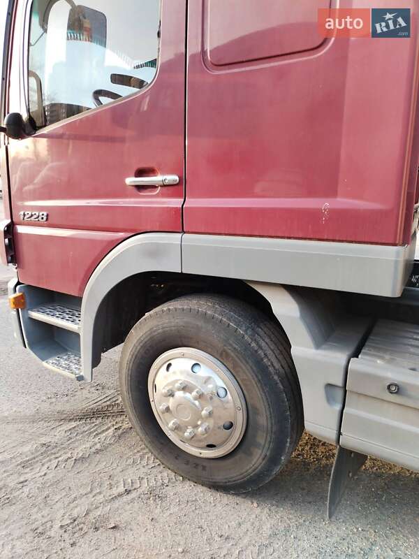 Вантажний фургон Mercedes-Benz Atego 2006 в Одесі