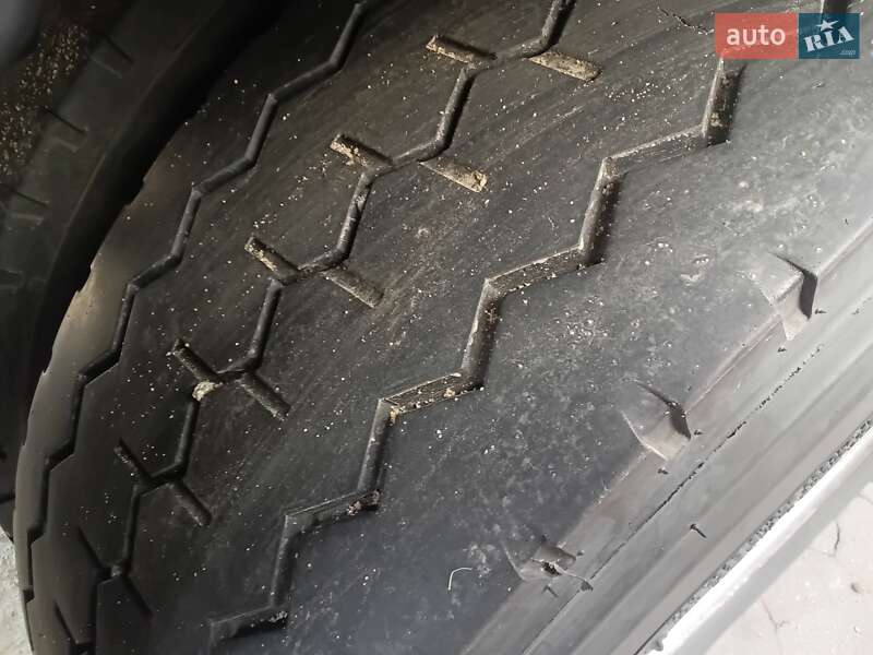 Грузовой фургон Mercedes-Benz Atego 1994 в Могилев-Подольске