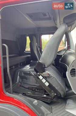 Другие грузовики Mercedes-Benz Atego 2013 в 