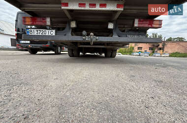 Тентований Mercedes-Benz Atego 2011 в 