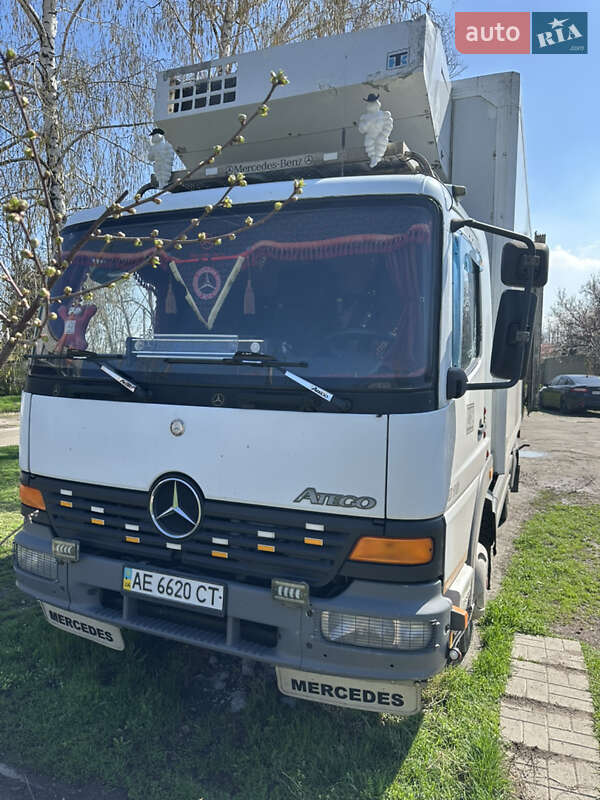Рефрижератор Mercedes-Benz Atego 2004 в Днепре