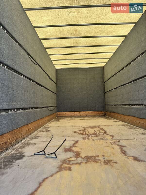 Грузовой фургон Mercedes-Benz Atego 2010 в Ровно