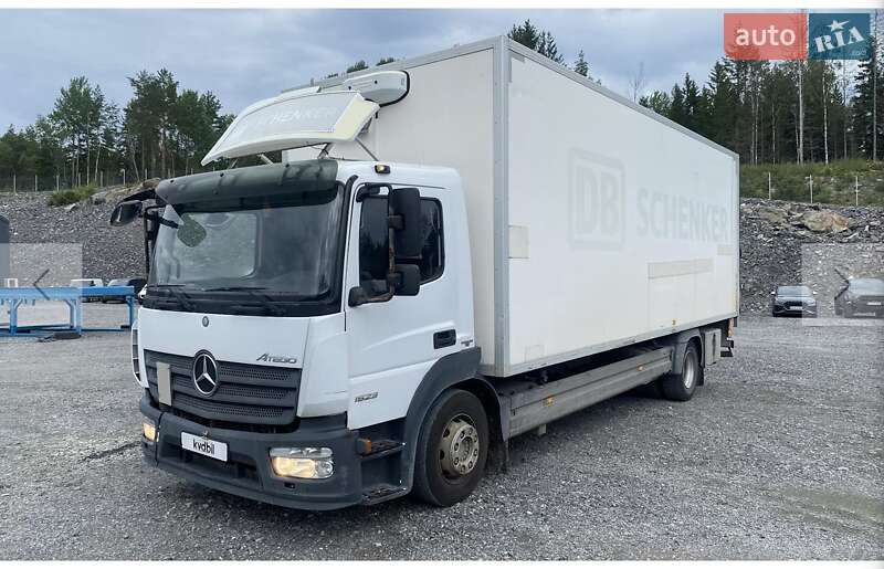 Грузовой фургон Mercedes-Benz Atego 2014 в Киеве