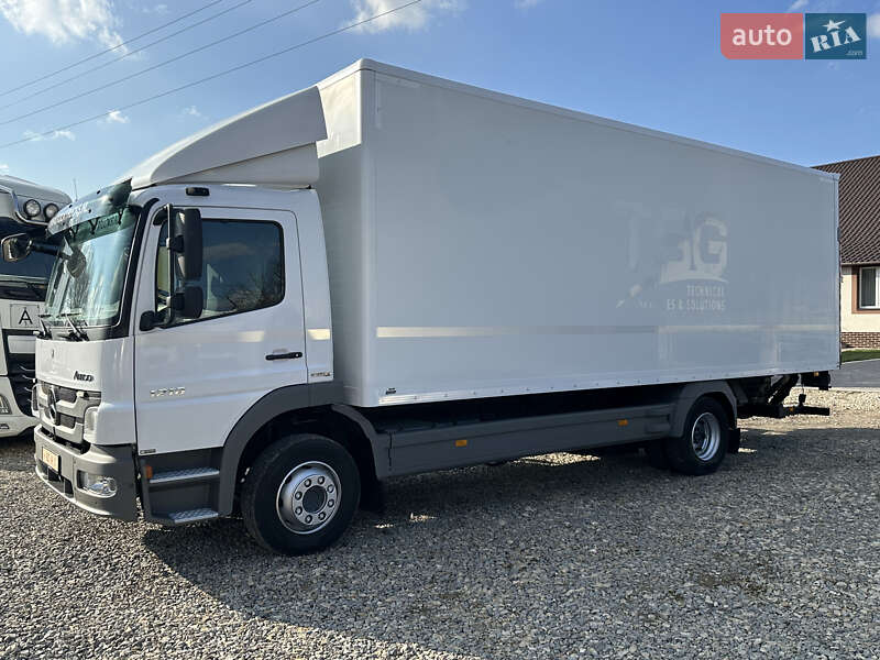 Грузовой фургон Mercedes-Benz Atego 2012 в Бучаче