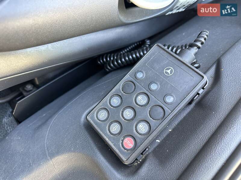 Эвакуатор Mercedes-Benz Atego 2011 в Залещиках