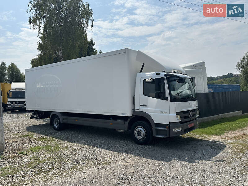 Mercedes-Benz Atego 2012