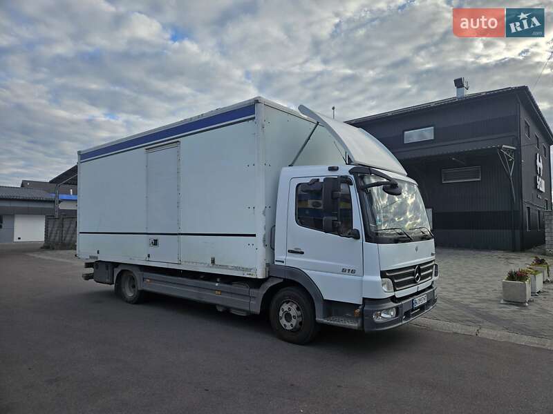 Mercedes-Benz Atego 2010 Mercedes-Benz Atego 2010