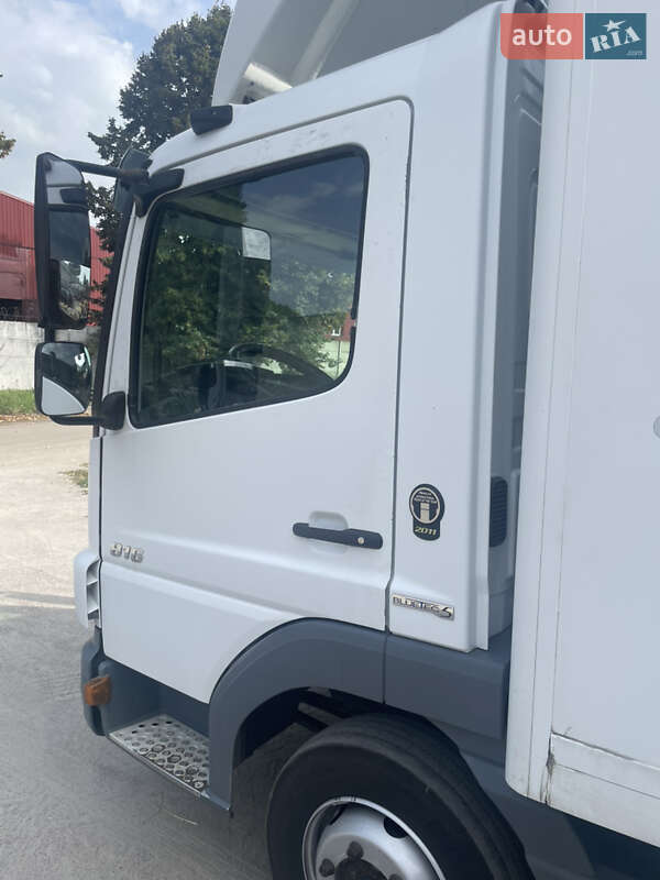 Грузовой фургон Mercedes-Benz Atego 2011 в Чернигове