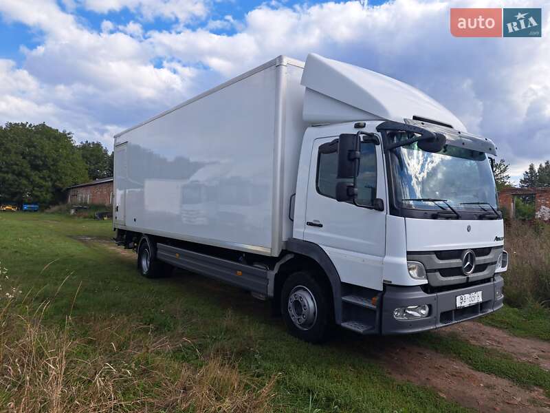 Mercedes-Benz Atego 2012