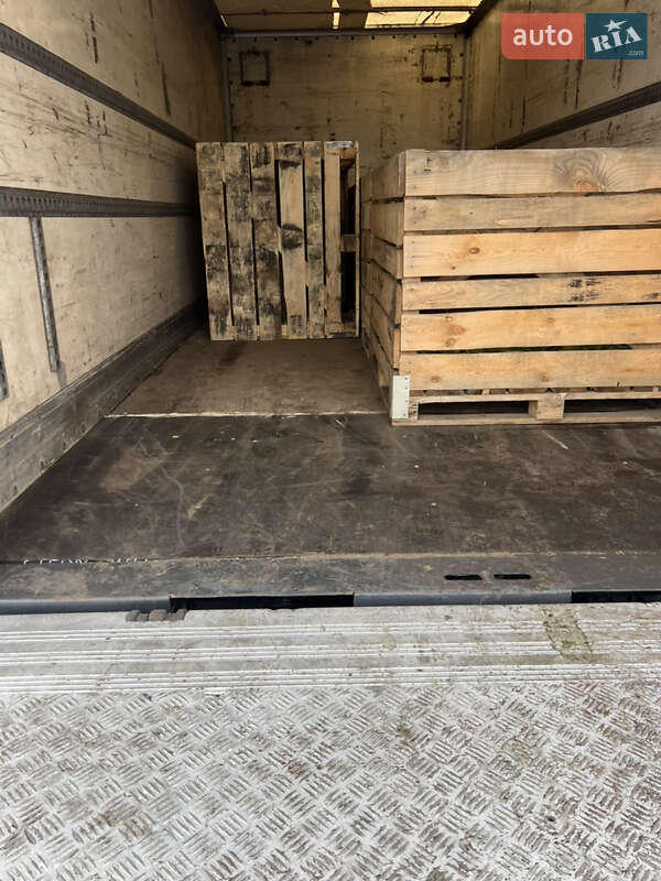 Грузовой фургон Mercedes-Benz Atego 2001 в Каменке-Бугской
