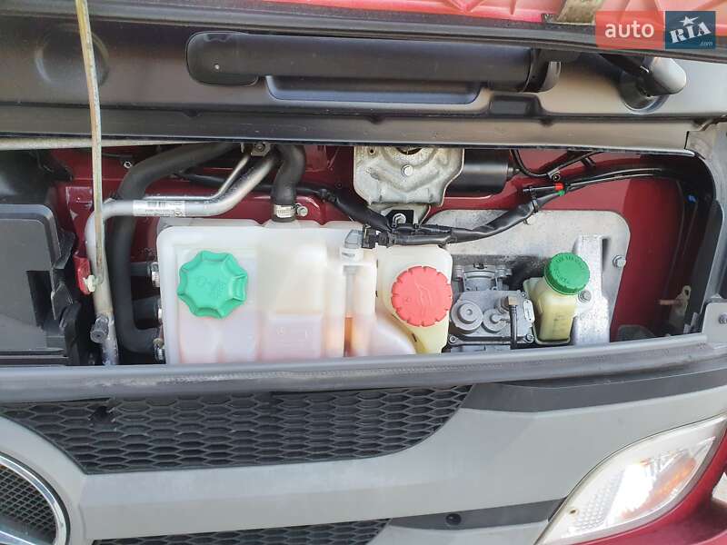 Борт Mercedes-Benz Atego 2011 в Калуші