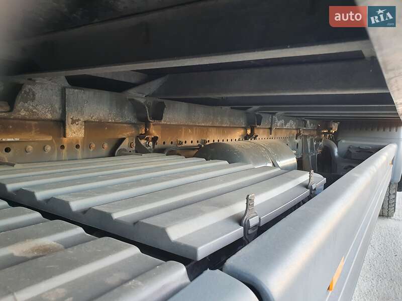 Борт Mercedes-Benz Atego 2011 в Калуші