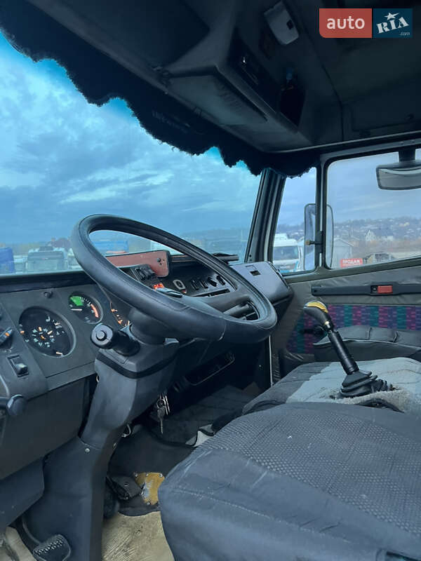 Грузовой фургон Mercedes-Benz Atego 1996 в Черновцах