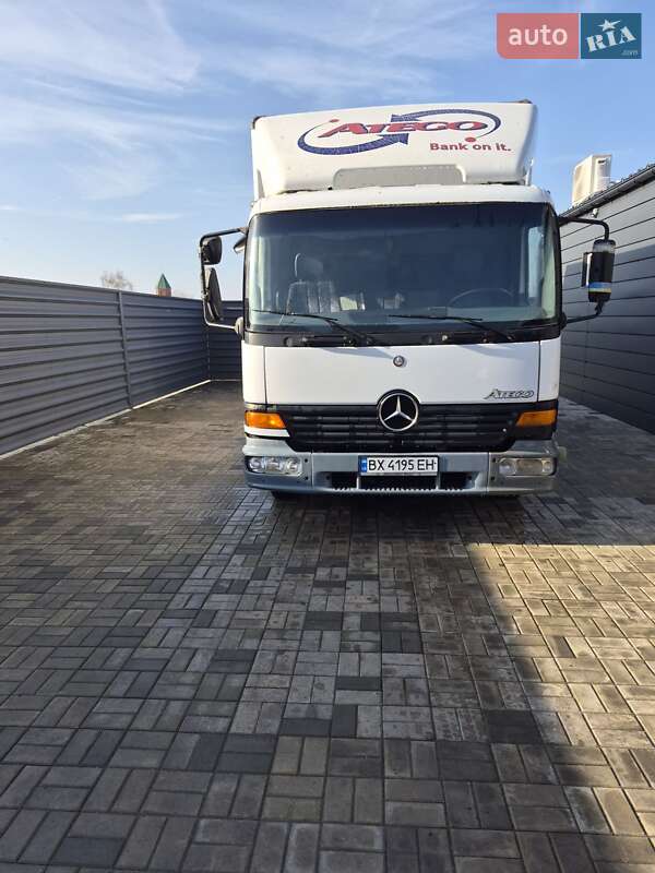 Вантажний фургон Mercedes-Benz Atego 2002 в Вільногірську