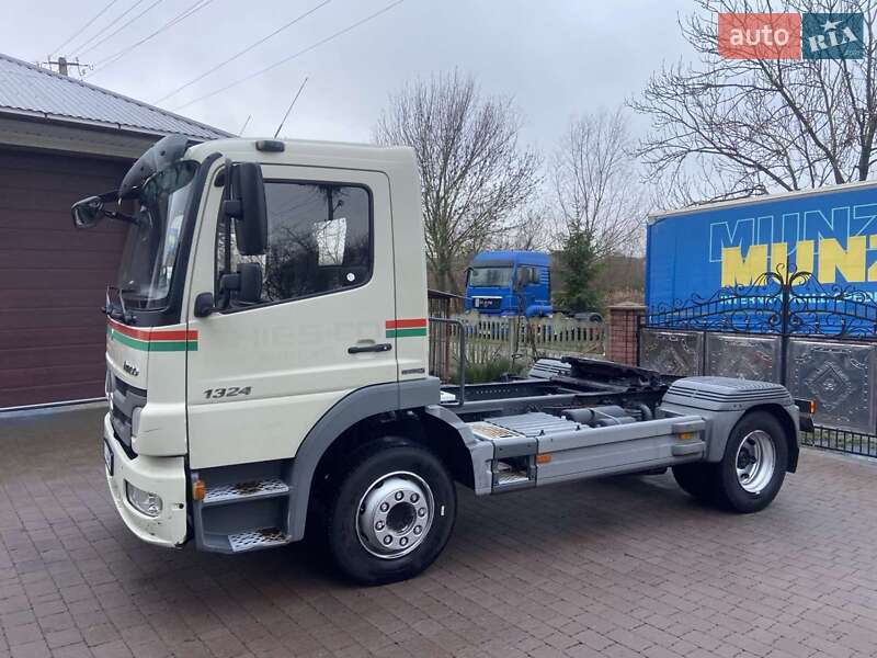 Mercedes-Benz Atego 2012