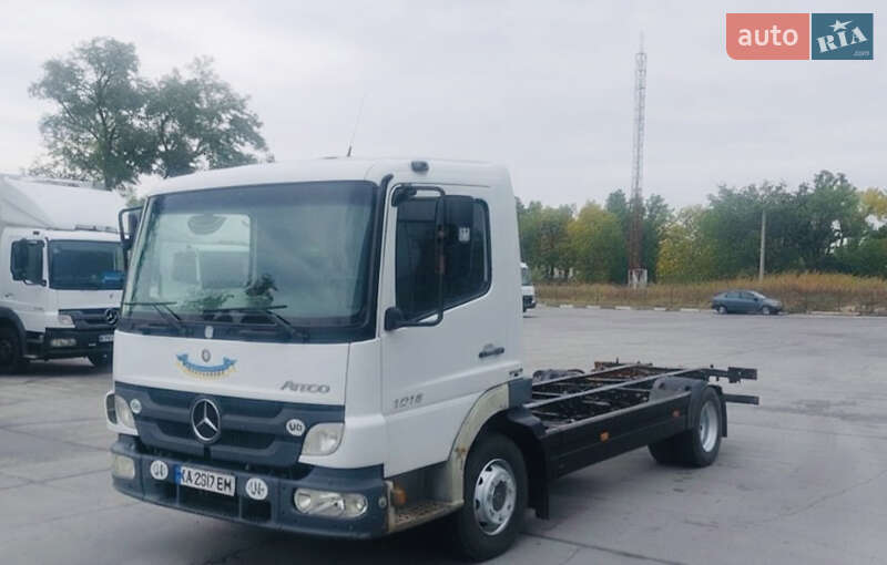 Mercedes-Benz Atego 2015 Mercedes-Benz Atego 2015