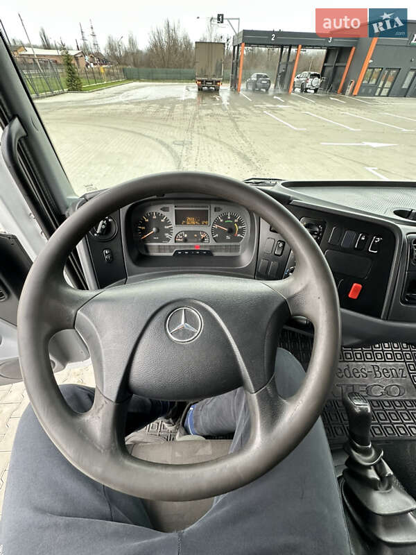 Грузовой фургон Mercedes-Benz Atego 2005 в Виннице