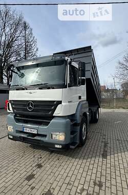 Самосвал Mercedes-Benz Axor 2009 в Хмельнике