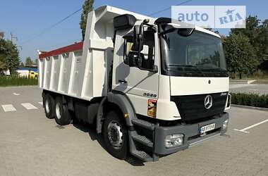 Самосвал Mercedes-Benz Axor 2008 в Виннице