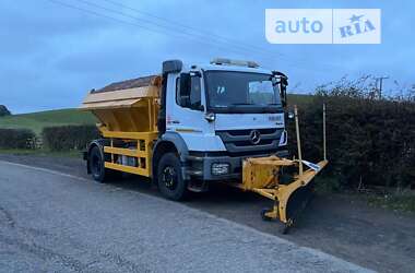 Піскорозкидальна машина Mercedes-Benz Axor 2011 в Львові