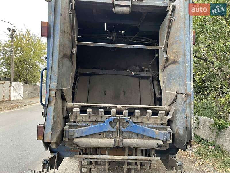 Мусоровоз Mercedes-Benz Axor 2005 в Киеве