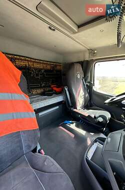 Тягач Mercedes-Benz Axor 2011 в 