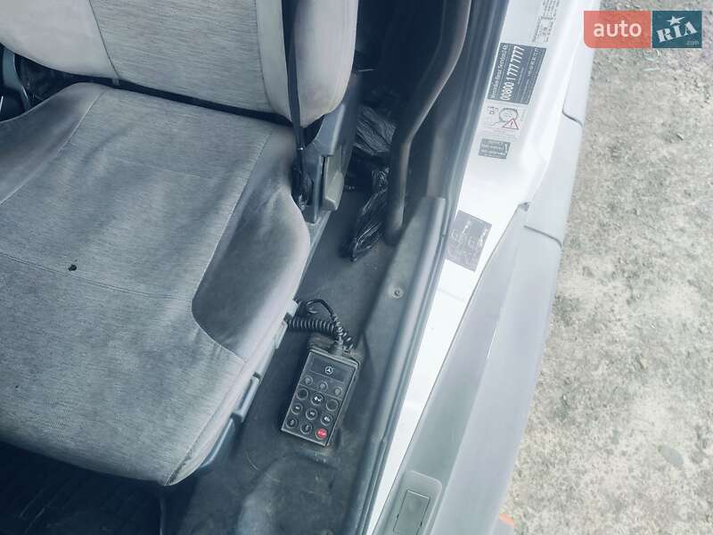 Бензовоз Mercedes-Benz Axor 2006 в Луцьку