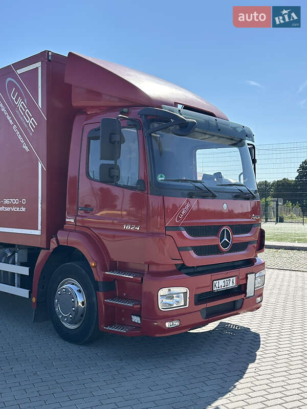 Вантажний фургон Mercedes-Benz Axor 2012 в Бучачі
