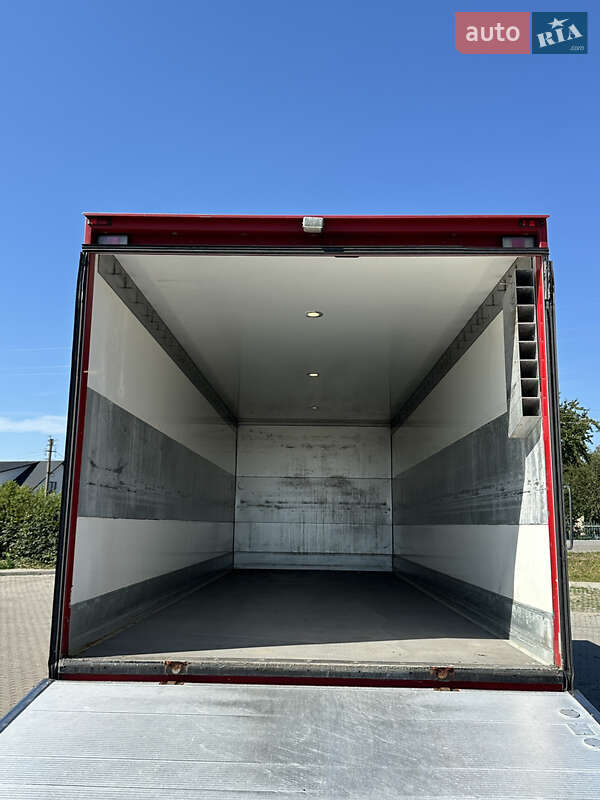 Вантажний фургон Mercedes-Benz Axor 2012 в Бучачі