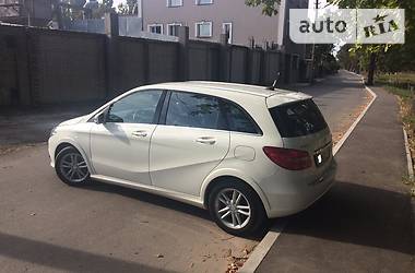 Хэтчбек Mercedes-Benz B-Class 2014 в Киеве