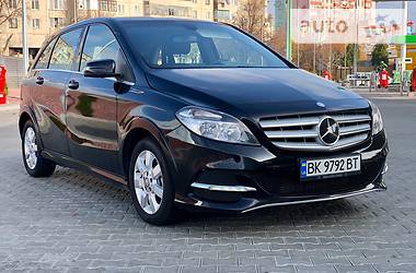 Mercedes-Benz B-Class 2014