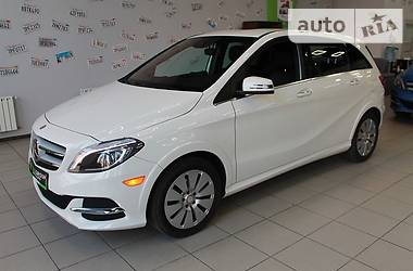 Mercedes-Benz B-Class 2016 Mercedes-Benz B-Class 2016