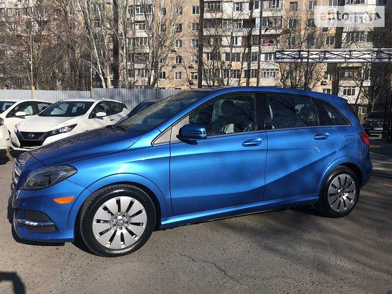 Хетчбек Mercedes-Benz B-Class 2014 в 